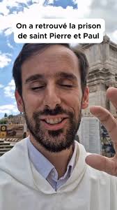 on a retrouvé la prison de pierre et paul #rome #bible #archeologie  #science #chrétiens