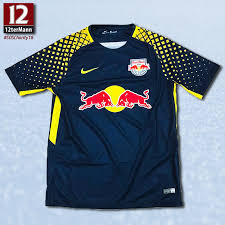Maybe you would like to learn more about one of these? Trikot Vom Fc Red Bull Salzburg Weihnachts Charity 12termann