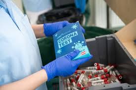 A gargle test is not suitable for crossing the border. Alles Gurgelt Kostenlose Pcr Tests Fur Menschen In Wien