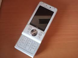 phone (Sony Ericsson W910 ...