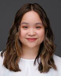 Jessie Regan's Instagram, Twitter & Facebook