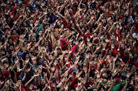 Последние твиты от al ahly fans (@alahlypresident). Egypt Al Ahly Fans Chant Slogans In Support Of Their Team Ahead Of Their African Super Cup Final Football Match Against Tunis Al Ahly Sc African Football Match