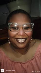 Kellie Meredith's Instagram, Twitter & Facebook