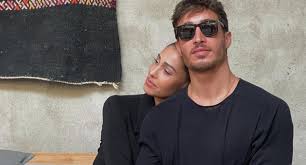 Ha lasciato il suo lavoro da hairstylist per dedicarsi alla carriera di modello e influencer. Belen Rodriguez Si Sposa Con Antonino Spinalbese L Indiscrezione