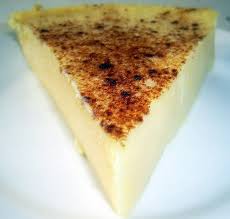 La Cuajada Est Un Dessert Typique Du Pays Basque Espagnol Traditionnellement Confectionnee Avec Du Lai Recette Basque Recettes De Cuisine Desserts Espagnols