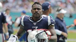 The defending super bowl champions announced the move in a statement emailed to reporters, minutes after brown posted on twitter: Arrest Warrant Issued For Former Nfl Wide Receiver Antonio Brown In Assault Case Abc News