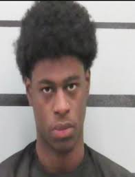 JONES, QUINTERO DEVALE 09/14/2025 Age: 21 Charges: ASSAULT DOMESTIC  VIOLENCE (ON VIEW) DRIVER LICENSE/ID FALSE (ON VIEW) Arrest Location:  QUAKER AVE Arresting Agency: LPD #lubbockpolicedepartment  #QuinteroDevaleJones