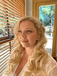 Peyton Collins Gallery — The Hive Beauty Bar