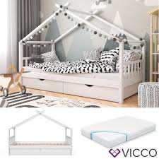Möbel und gebrauchte haushaltsgeräte kaufen und verkaufen mit kostenlosen kleinanzeigen. Artikelbeschreibung Dieses Stilvolle Und Gleichermassen Praktische Bett Wird Ihr Kind Begeistern Die Stabile Massivho Kinderbett Design Kinderbett Kinder Bett