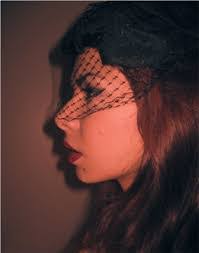 Sarah Bourgoin's Instagram, Twitter & Facebook