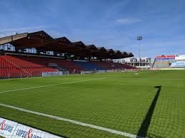 Im laufe der geschichte wurde das stadion zunehmend modernisiert, vor allem der zweitligaaufstieg im. Nur Ausserhalb Der Eigentlichen