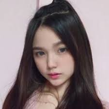 Joy Aranas's Instagram, Twitter & Facebook