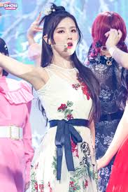 She is the main vocalist and visual of the south korean . Netizens Question G I Dle S Miyeon If She Is A Game Character After Alluring Photos Kpopmap