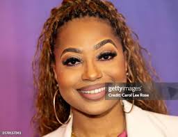 1,022 Alexis Rose Photos & High Res Pictures