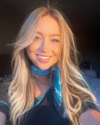 Megan Breeding's Instagram, Twitter & Facebook