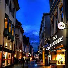 Einen Schonen Abend Aus Oldenburg Alex Dorit Nachmittag Oldenburg Kaffee Espresso Arbeitswoche Pause Lecker Essen Bumm Oldenburg Broadway Shows Life