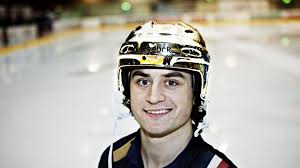 Additional pages for this player. Mats Zuccarello Aasen With The Golden Helmet At Modo Foto Nina Hansen Dagbladet Hockey Players Nina Captain Hat