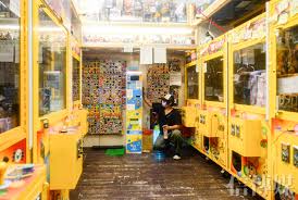 陳時中喊726解封「可能性很高」 醫預言降回二級場景 編輯 周嘉茹 報導 發佈時間：2021/07/18 10:54 最後更新時間：2021/07/18 10:54 D 2qr0ccru Jgm