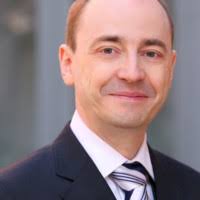 100+ perfiles de «Manicke»