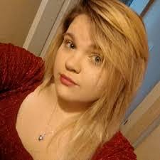 Laurie Esquivel's Instagram, Twitter & Facebook