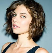 There are incredible models available in every color and every face shape. 64 Sexy Hairstyles For Short Wavy Hair