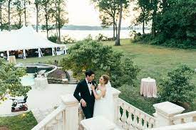 Kellie And Aksel S June Private Estate Wedding In Annapolis Maryland Planner Designer Lemon Lime Event Annapolis Wedding Maryland Wedding Wedding Photos