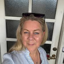 Marcus er spilfri ludoman på ottende måned 🎰🎲 Som 15-årig begyndte han at  spille for småbeløb, men kicket og muligheden for gevinster fik det til at  eskalere. Det endte med at koste