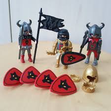 Я i am 2007 проект анна николаевна legend я am 2013 мистериум. Playmobil Black Wolf Knights Toys Games Bricks Figurines On Carousell