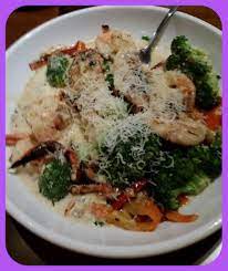 Olive Garden Shrimp And Chicken Carbonara Over Broccoli Keto Recipes Dinner Chicken And Shrimp Carbonara Keto Fast Food