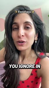 Identifying Red Flags in Dating Relationships