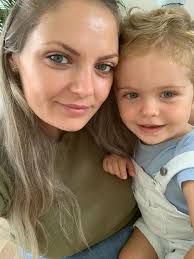 Hi! Today marks 5 years since my mother, the warmest woman I've ever known  and my best friend, left us, and since then my whole life has changed. But  God hasn't completely