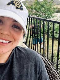 Dad duties: prune the trees, kill the wasps & fix the outside lights.  👴🏼❤️ Grateful to have my parents in town this week. Back on-air tomorrow.  See you then.