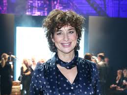 Изучайте релизы isabel varell на discogs. Isabel Varell Heimlich Hat Sie Ja Gesagt Bunte De