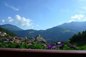 Wir laden sie ein in entspannter atmosphäre die seele baumeln zu lassen, kraft zu tanken und fröhliche stunden im haus edelweiss zu erleben. Alpinapart Edelweiss Ladis Aktualisierte Preise Fur 2021