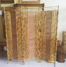 Selain itu, kamu juga bisa cek harga terbaru pembatas ruangan dan diurutkan dari harga yang termurah! Harga Pembatas Ruangan Bambu Desain Rumah Minimalis 2019