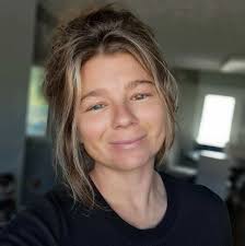 What are some tips for preparing for travel baseball tournaments?