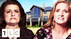 Brown said the 'normal life has ceased' for him, wives christine, meri, robyn and janelle and their 18 children as they deal with the ongoing pandemic. Who Is Leah Marie Brown Meet Kody Brown S Rumored Fifth Wife On Sister Wives Who May Or May Not Be Real Yourtango