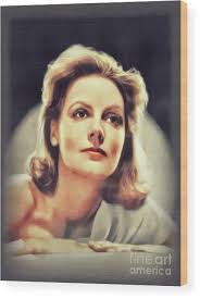 Greta Wood's Instagram, Twitter & Facebook