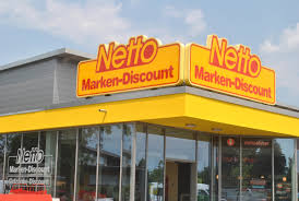 The first store was opened in 1984 and the chain is expanding aggressively, with its 1000th store opening in 2004 and its 4000th in 2009. Netto Marken Discount Eroffnet Umgebaute Filiale Mit Bake Off Station Tip Verlag Lampertheim