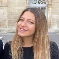 20+ "Emma Carbone" profiles