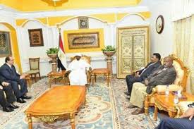 ولد مصطفى كامل عام 1874 م وتحديدا يوم 14 أغسطس في عمل مصطفى كامل على تقوية علاقته بالخديوي عباس حلمي الثاني لكي يقف بجانبه في كان الإصدار الأبرز له أنه أنشأ جريدة اللواء عام 1900، واهتم كثيرا بالتعليم لإيمانه أن الشعب. Ø£Ø®Ø¨Ø§Ø± Ù…Ø¯ÙŠØ± Ø§Ù„Ù…Ø®Ø§Ø¨Ø±Ø§Øª Ø§Ù„Ù…ØµØ±ÙŠ Ø£Ø¹Ù…Ø¯Ø© Ø§Ù„ØµØ­Ù Ø§Ù„Ø³ÙˆØ¯Ø§Ù†ÙŠØ© Facebook