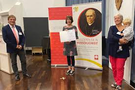 Maybe you would like to learn more about one of these? Sei Gut Mensch Ketteler Preis 2020 Verliehen Soziales Bistum Mainz