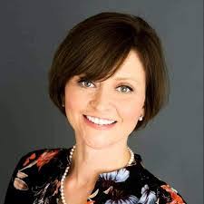 Sara Scholten's Instagram, Twitter & Facebook