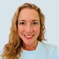 Deborah Slayden's Instagram, Twitter & Facebook