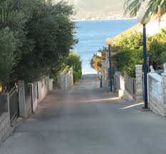 It is situated along the krka. Golubic Vesna Ferienwohnung In Sv Petar Na Moru Kroatien