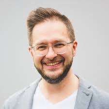 Christian Eikermann's Instagram, Twitter & Facebook