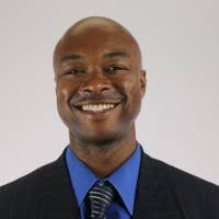 600+ "Eason" profiles