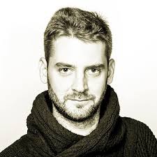 Fülbe-való, avagy mit csinál a zeneszerző, ha beteg?