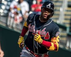 Ronald Acuña Jr. playing baseballの画像