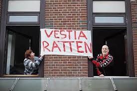 Stadsvernieuwing in rotterdamvijftig jaar bouwen in de buurt. Slopen Onbestaanbaar Sp Rotterdam